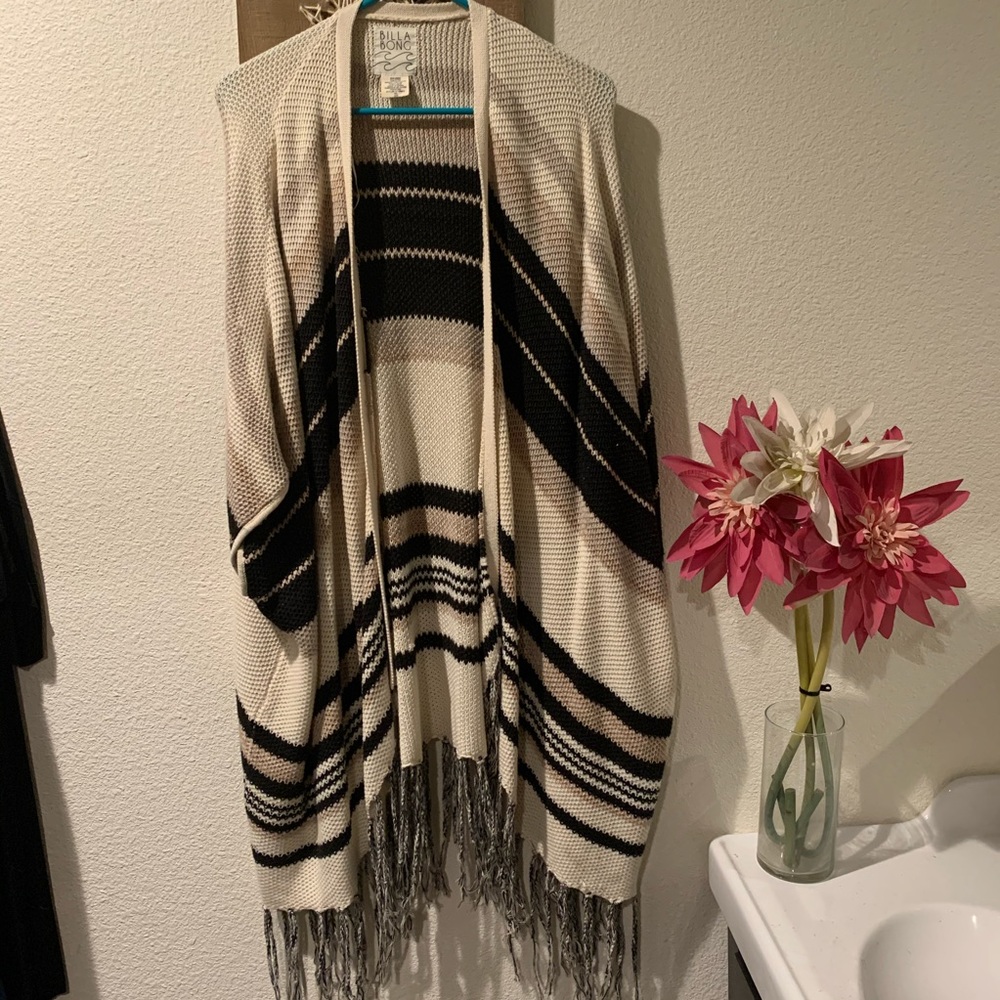 Billabong Sweater Poncho